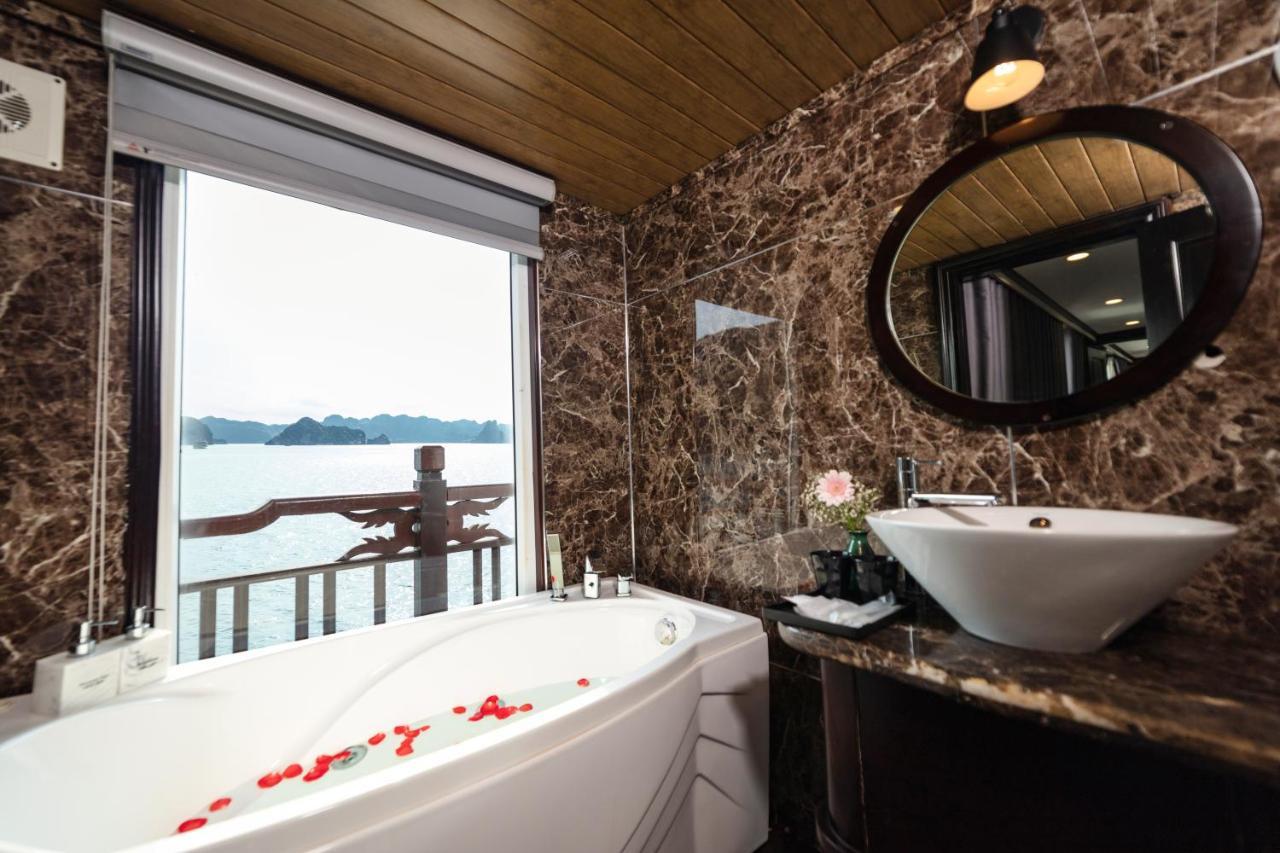 Amanda Cruise Ha Long Bay Hotel Eksteriør billede